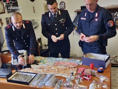 Droga e soldi in casa, 2 arresti a Porto Cesareo
